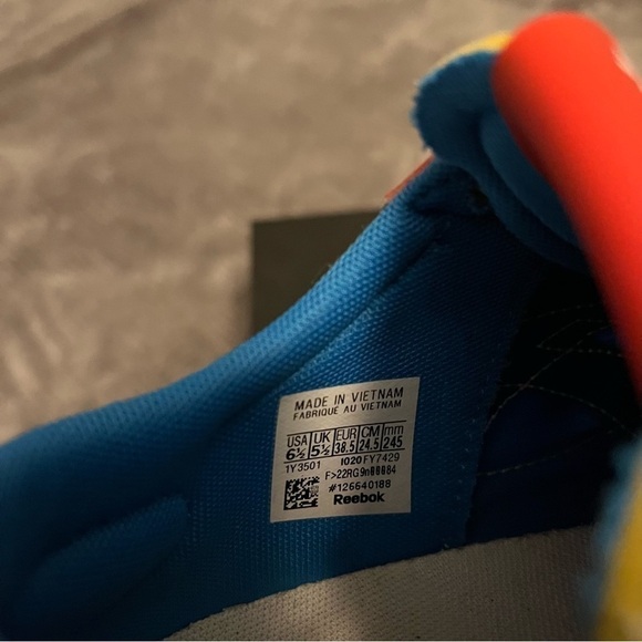 Reebok Classic Leather Legacy - Picture 8 of 8